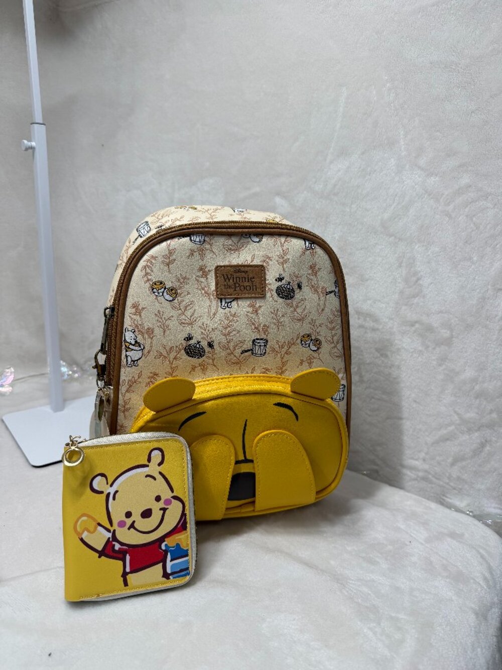 Disney Winnie the Pooh Mini Backpack & Wallet Set – Excellent Condition